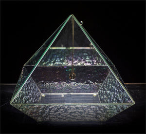 Pyramide à Souhait composé de Quatre Eléments - Premium  from Le Régénérateur Biomagnétique de Denys Gagnon (RBDG) - Just $279.99! Shop now at Le Régénérateur Biomagnétique de Denys Gagnon (RBDG)